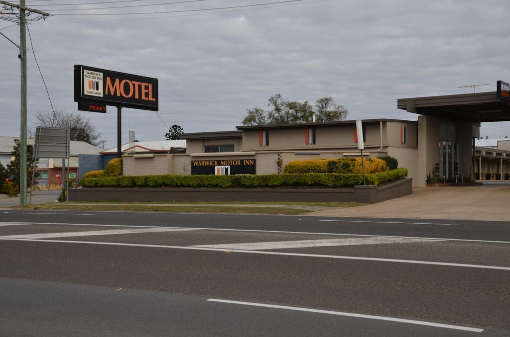 Warwick Motor Inn Exterior foto